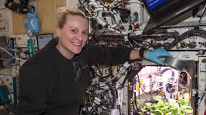 Espacio a Tierra: La historia de la cinta